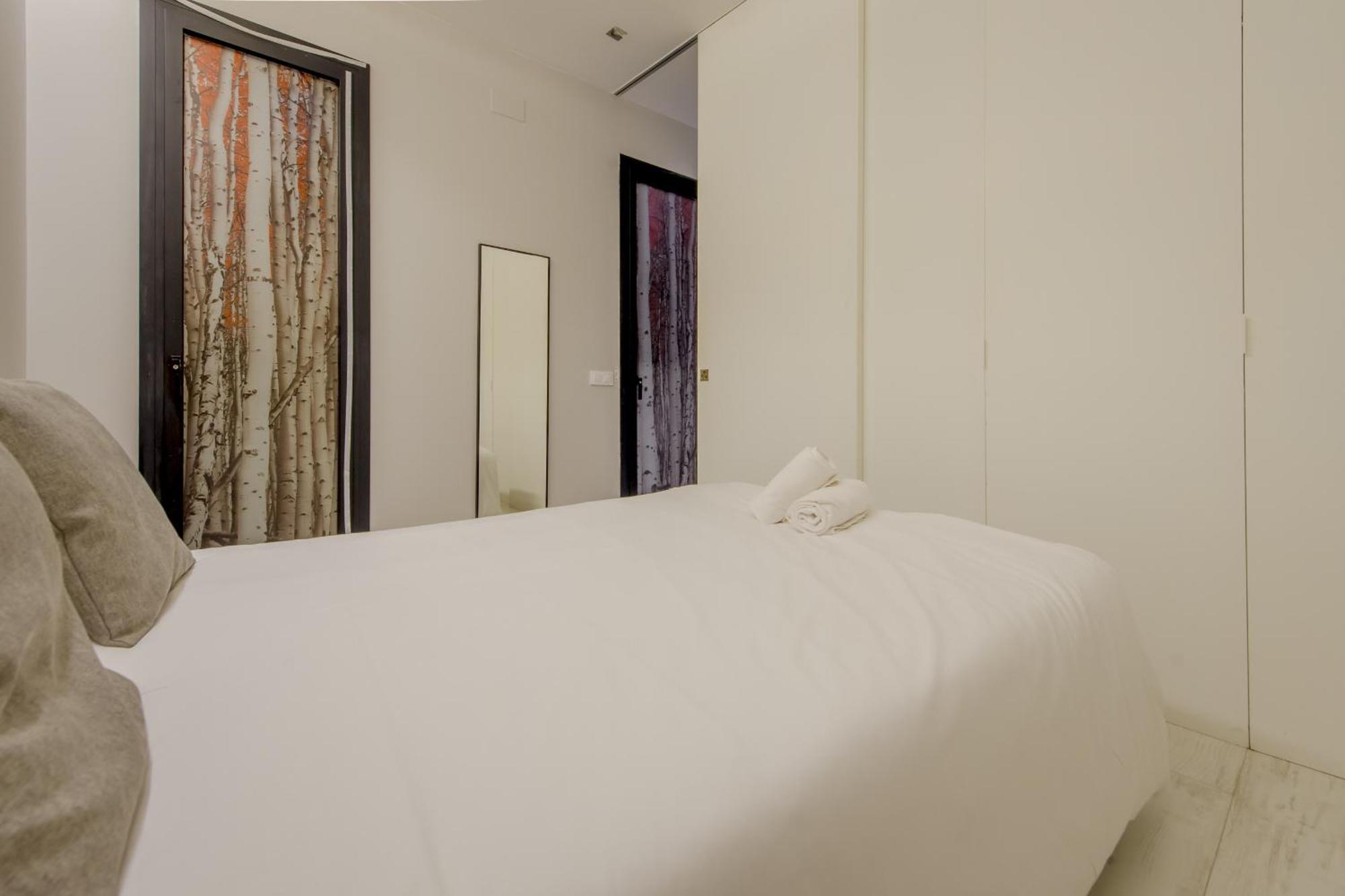 Apt Con Estilo - 5Pax En Zona Tirso-Centro E1 马德里 外观 照片